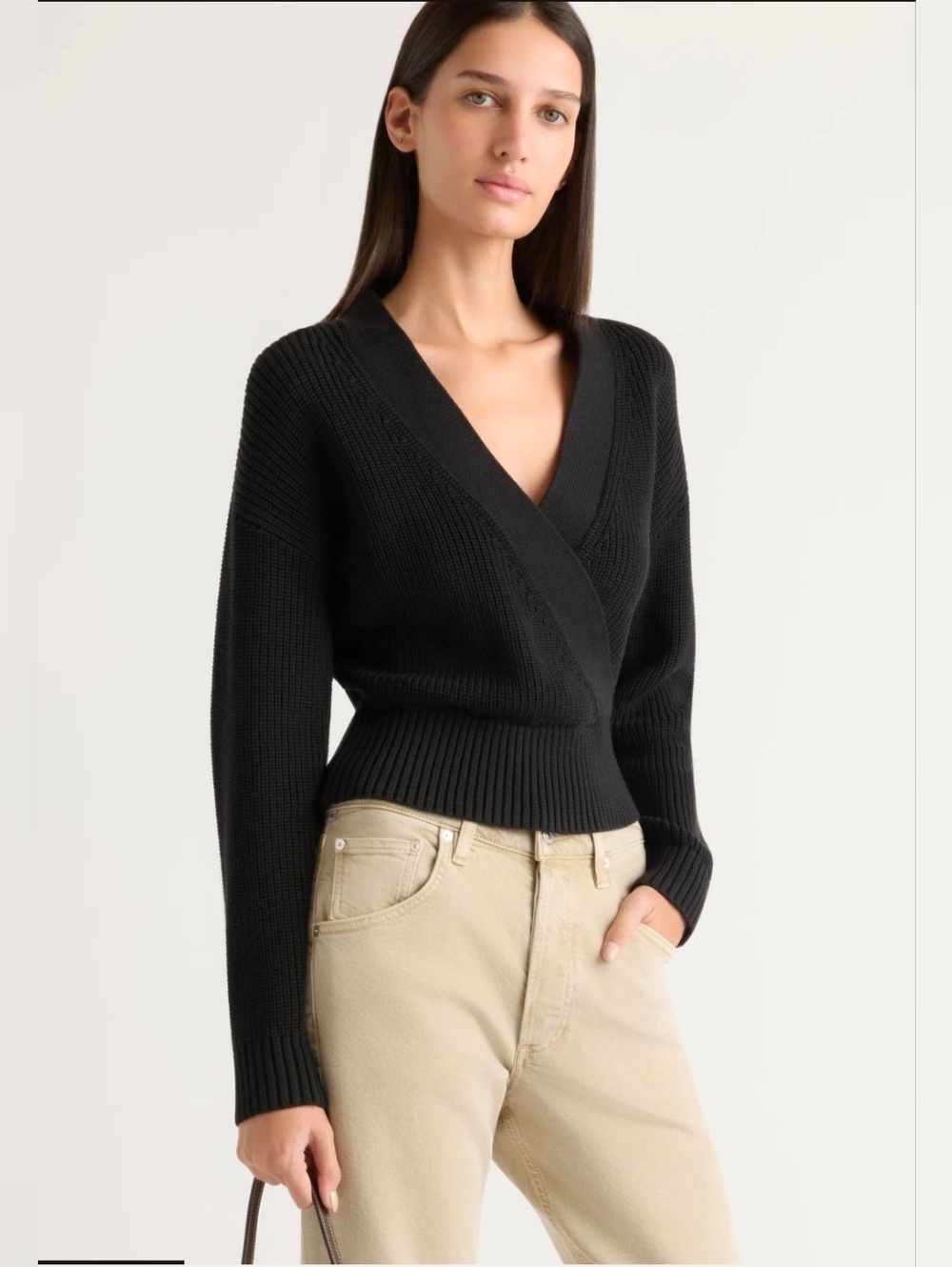 Modern Citizen Maren Cropped V Neck Sweater In Black Size Medium